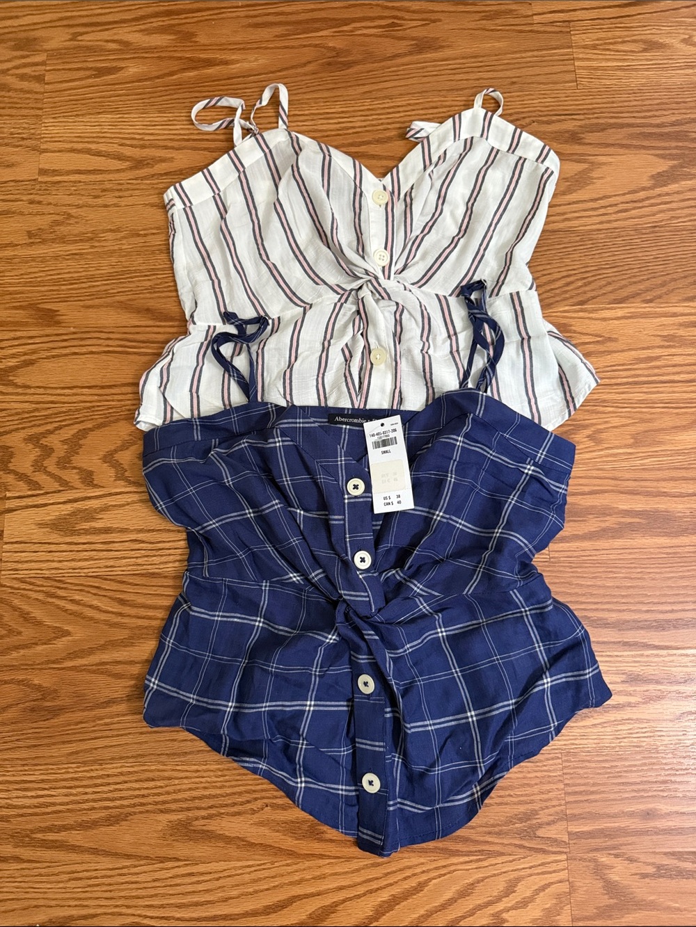Abercrombie & Fitch Tops